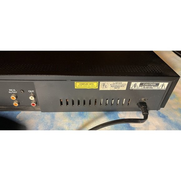 Magnavox CD Player Model CDB-490, Works Well - Tested - Picture 9 of 13